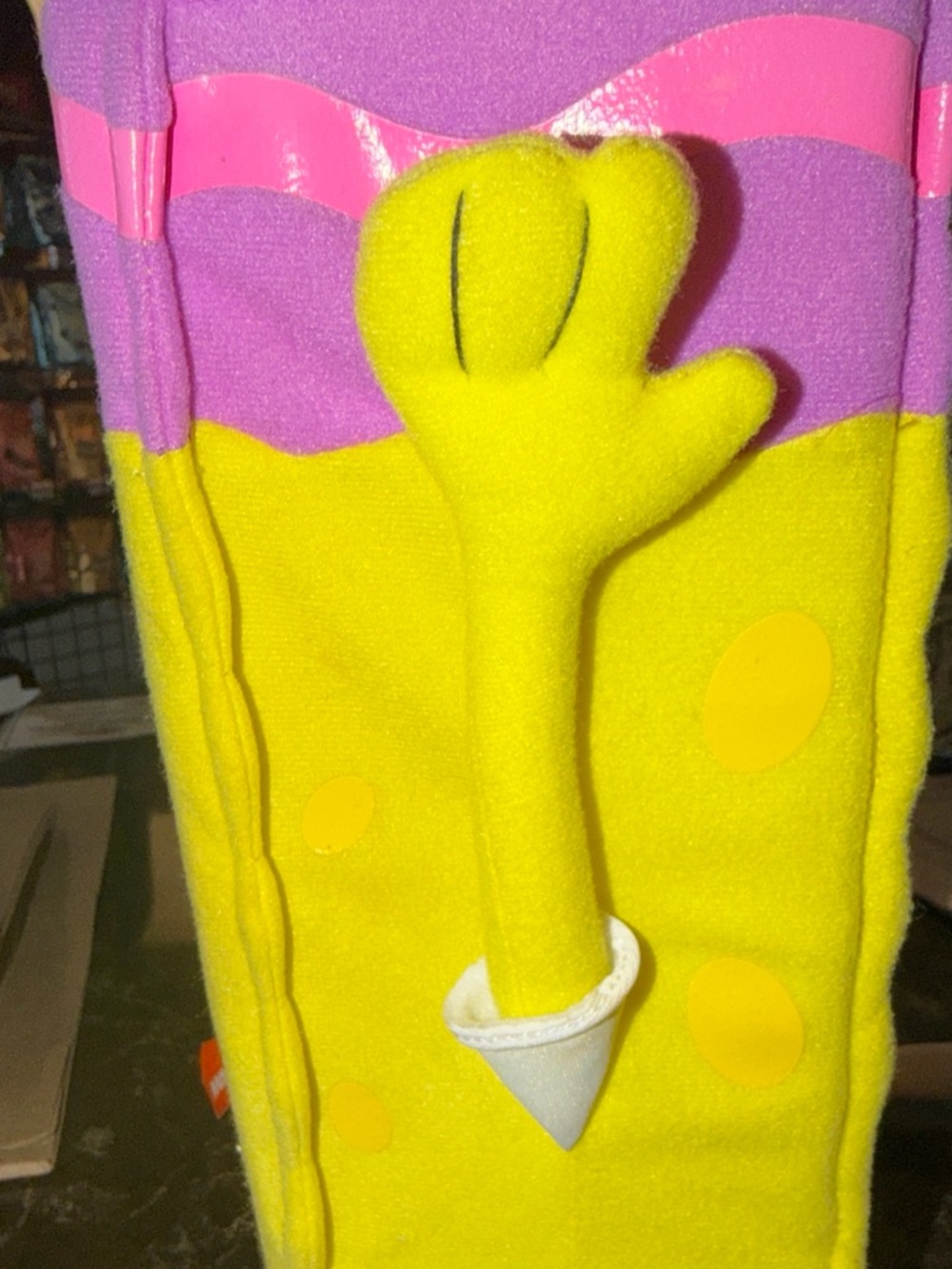 Nickelodeon Sponge  Bob Basket Tote Dangling Legs 2005 Beef Jerky Square Suckers - Picture 7 of 14